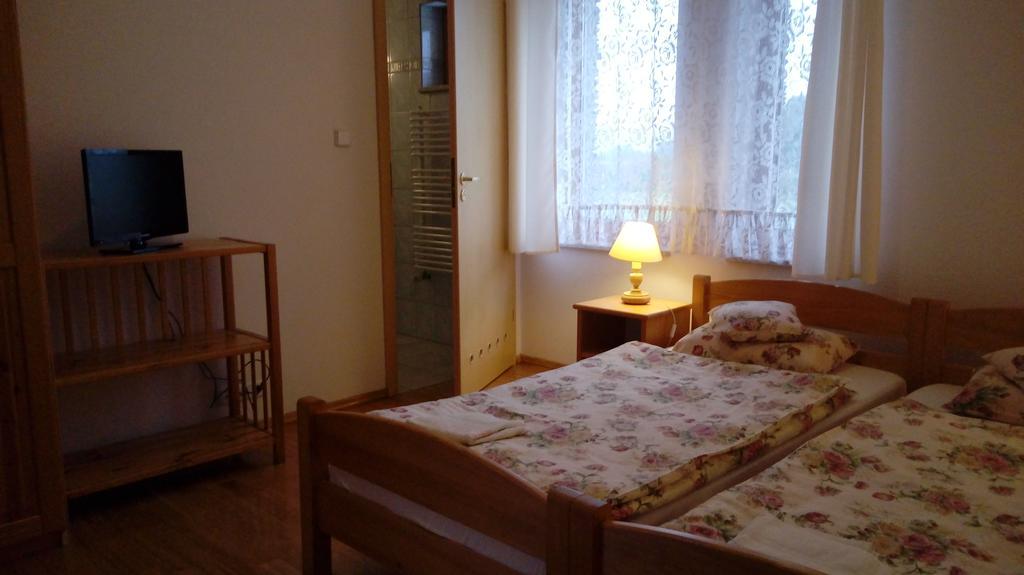 Gospodarstwo Agroturystyczne-Pensjonat Sad Podgorzyn Exterior photo